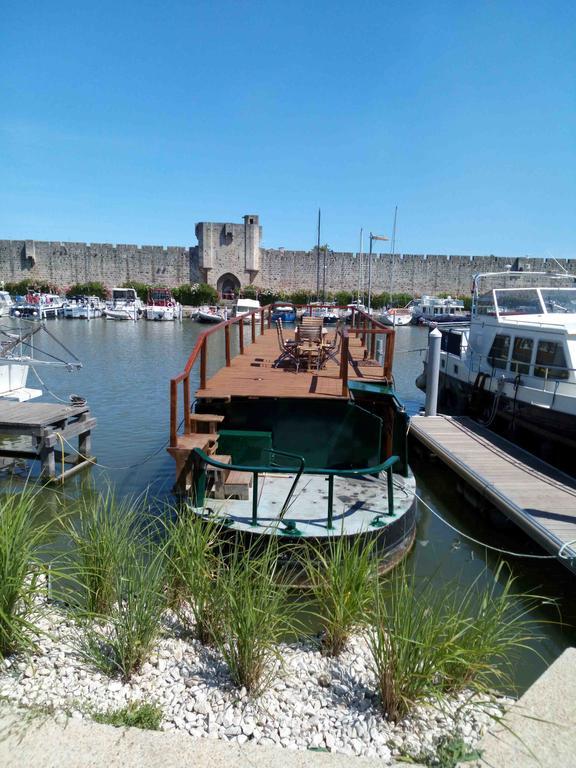 Peniche Poompui Hotel Aigues-Mortes Exterior photo